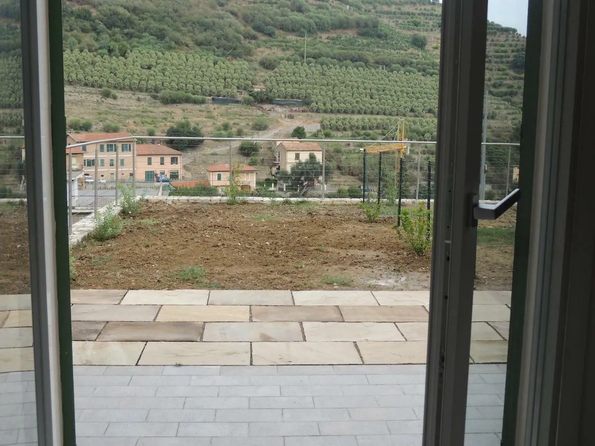 Apartment Appartamento Agriturismo Un Mare Di Fiori Ventimiglia