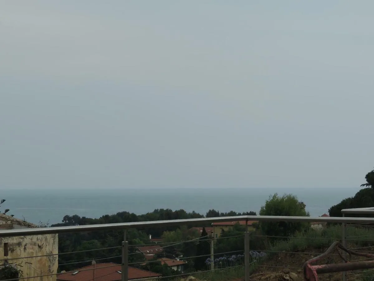Appartamento Agriturismo Un Mare Di Fiori Ventimiglia 0*,  Italy
