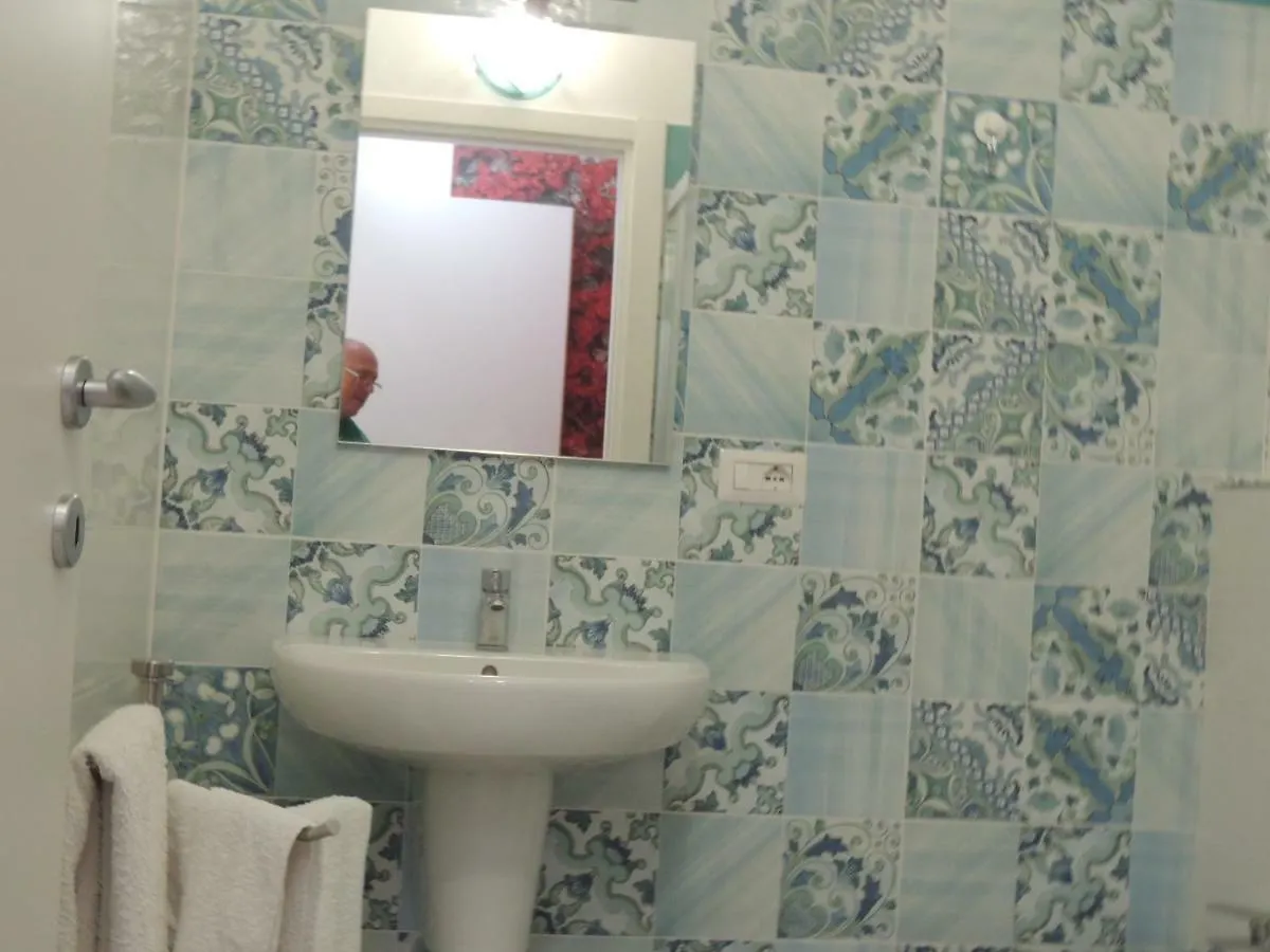 Appartamento Agriturismo Un Mare Di Fiori Ventimiglia Apartment